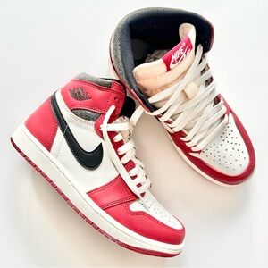 NIKE | (NIB) AIR JORDAN 1 RETRO HIGH OG CHICAGO “LOST & FOUND” RED/BLACK/WHITE